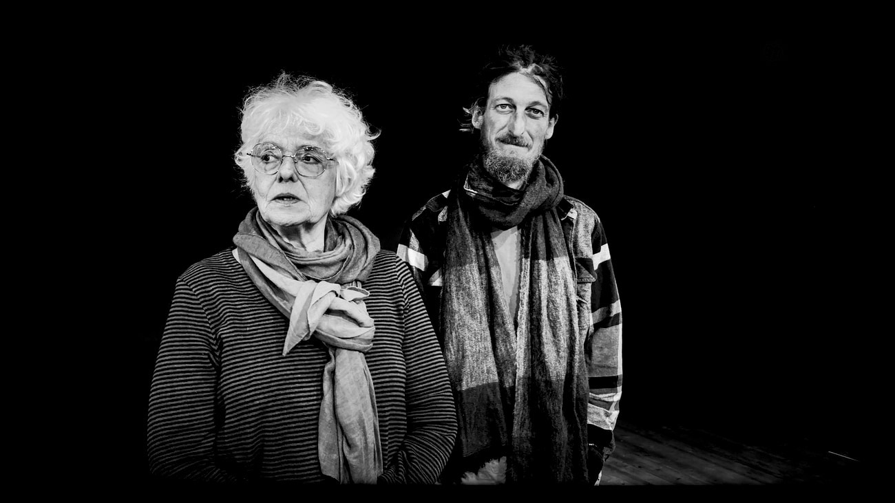 Sous tes yeux, les poches sont des bassines – le samedi 21 mars 2026 à 19h